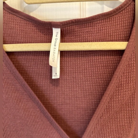 Babaton tie-waist waffle shirt - Picture 3 of 3